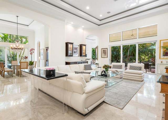 Property at 6352 Bellamalfi St, Boca Raton, FL 33496, 4 beds, 3.5 baths