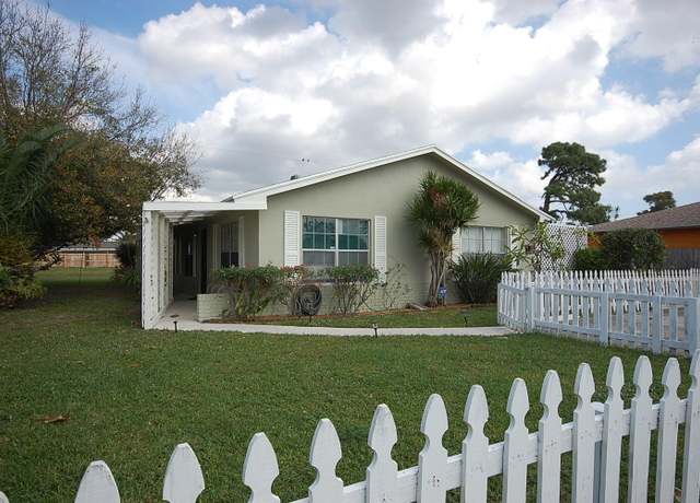 Property at 3941 W Roan Ct, Palm Beach Gardens, FL 33403, 4 beds, 2 baths