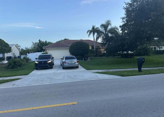 Property at 233 SW Tulip Blvd, Port Saint Lucie, FL 34953, 4 beds, 2 baths