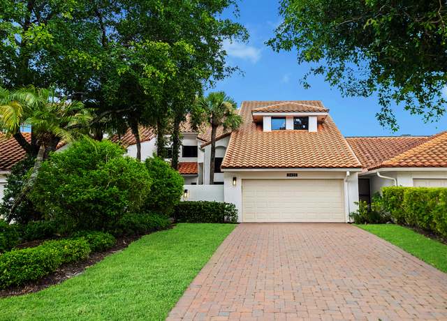 Property at 2435 Windsor Way Ct, Wellington, FL 33414, 4 beds, 4.5 baths