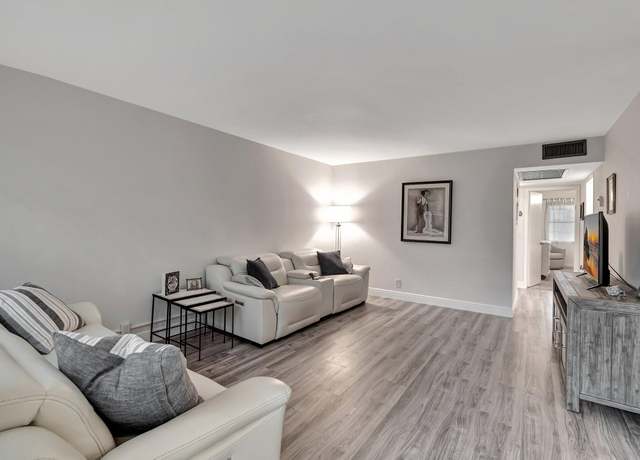 Property at 3067 Ainslie D, Boca Raton, FL 33434, 2 beds, 1.5 baths