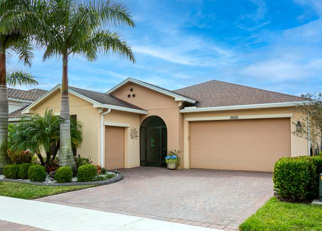 Property at 10021 SW Coral Tree Cir, Port Saint Lucie, FL 34987, 2 beds, 2 baths