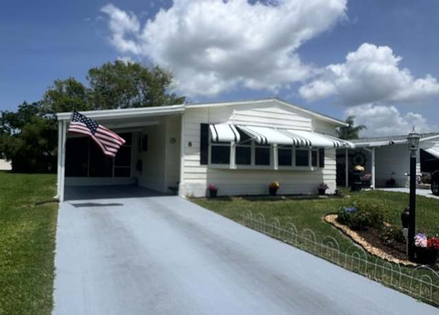 Property at 8 Grande Camino Pl, Fort Pierce, FL 34951, 2 beds, 2 baths