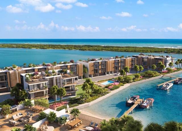 Property at 12450 SE Crystal Cove Pl #13, Jupiter, FL 33469, 4 beds, 4.5 baths
