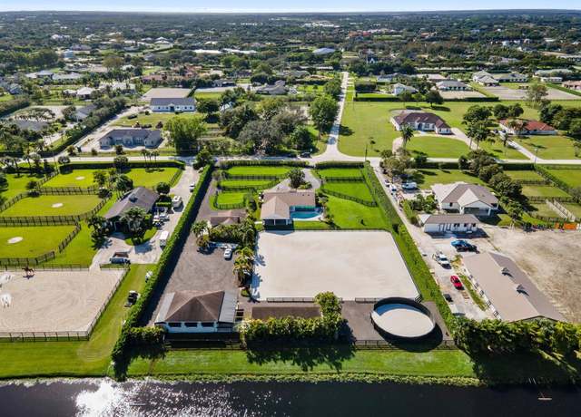 Property at 2904 Appaloosa Trl, Wellington, FL 33414, 4 beds, 3.5 baths