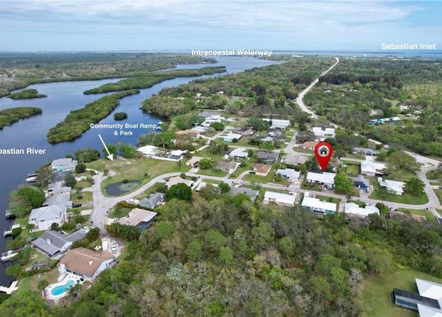 Property at 25 Sunset Dr, Sebastian, FL 32958, 3 beds, 2 baths