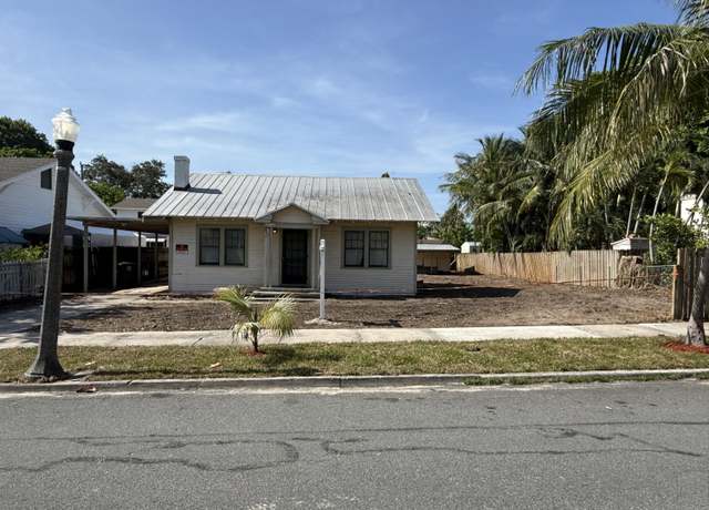 Property at 707 Kanuga Dr, West Palm Beach, FL 33401, 3 beds, 2 baths