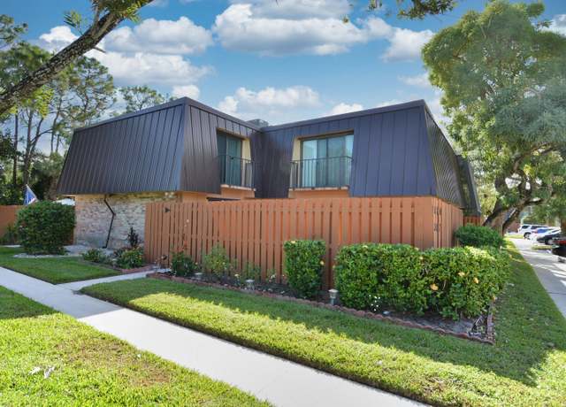 Property at 5760 SE Windsong Ln #307, Stuart, FL 34997, 2 beds, 2.5 baths