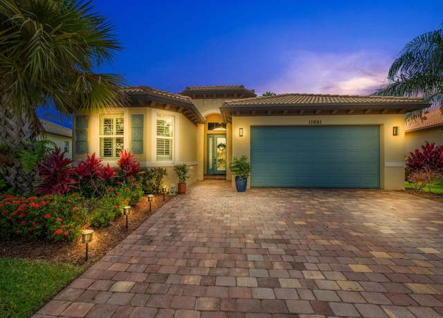 Property at 11891 SW Crestwood Cir, Port Saint Lucie, FL 34987, 3 beds, 2.5 baths