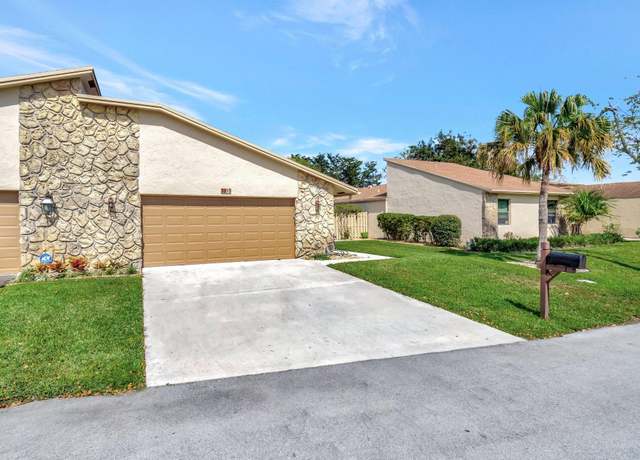 Property at 3215 NW 9th St, Delray Beach, FL 33445, 2 beds, 2 baths