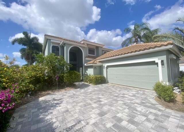Property at 10039 Lexington Cir N, Boynton Beach, FL 33436, 3 beds, 2.5 baths