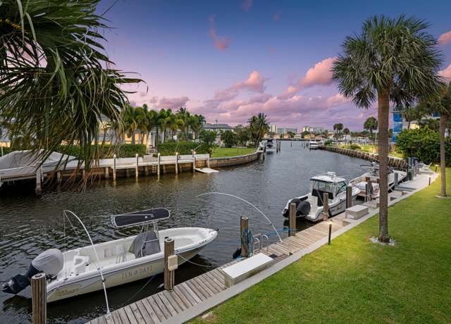 Property at 3127 Spanish Trl #14, Delray Beach, FL 33483, 2 beds, 2.5 baths
