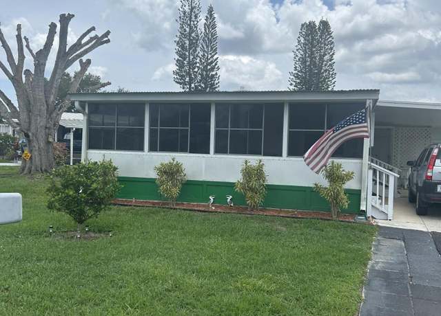 Property at 86 Sandhill Blvd, Fort Pierce, FL 34982, 2 beds, 2 baths