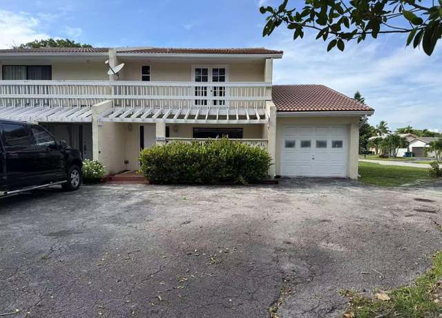 Property at 11601 NW 28 St Unit 6e, Coral Springs, FL 33065, 4 beds, 2.5 baths