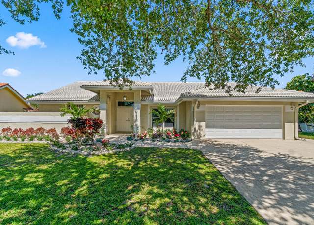 Property at 18330 Lake Bnd, Jupiter, FL 33458, 3 beds, 2.5 baths