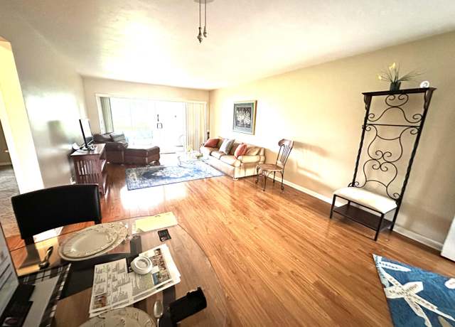 Property at 3 Garden St Unit 105k, Tequesta, FL 33469, 2 beds, 2 baths