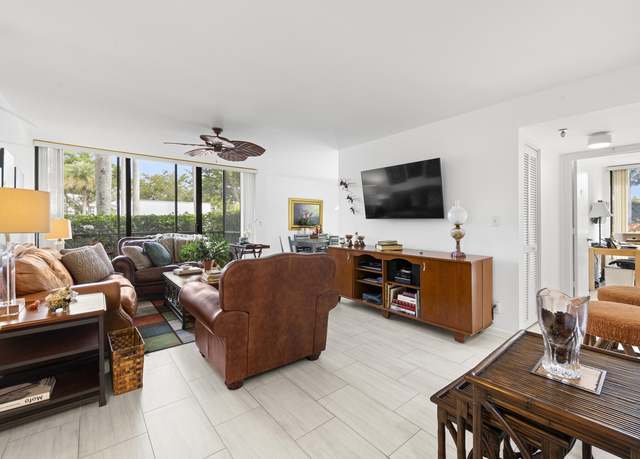 Property at 6845 Willow Wood 3012 Dr #3012, Boca Raton, FL 33434, 2 beds, 2 baths