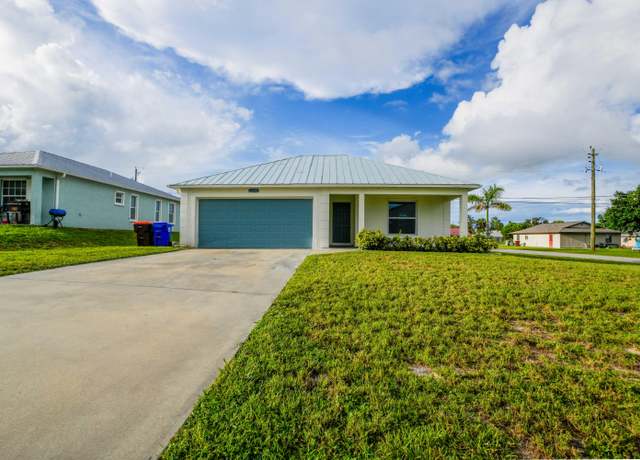 Property at 224 16th Pl SW, Vero Beach, FL 32962, 3 beds, 2 baths