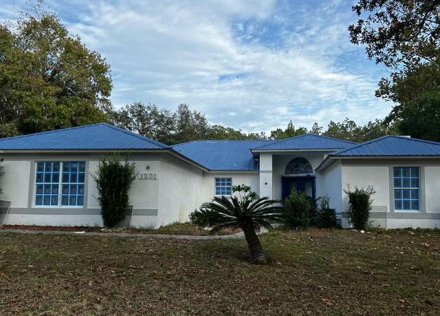 Property at 1231 N Greentree Ter, Lecanto, FL 34461, 4 beds, 2 baths