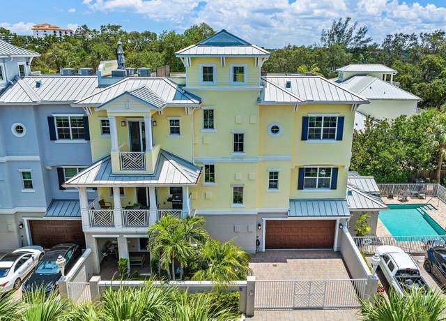 Property at 1033 Harbor Villas Dr #4, North Palm Beach, FL 33408, 3 beds, 4.5 baths
