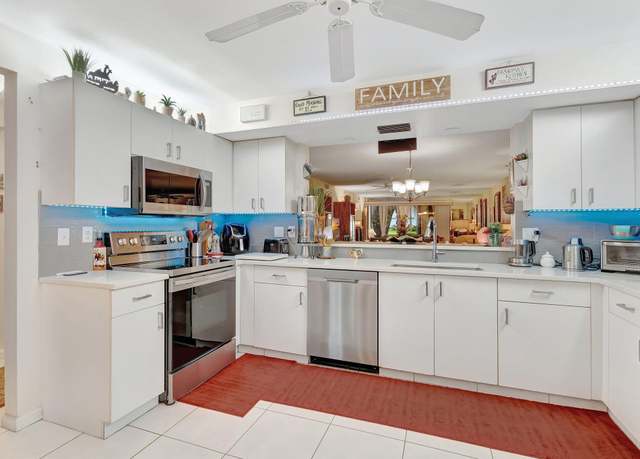 Property at 9668 Sills Dr #101, Boynton Beach, FL 33437, 2 beds, 2 baths