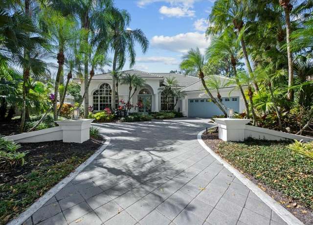 Property at 126 N River Dr W, Jupiter, FL 33458, 5 beds, 3 baths