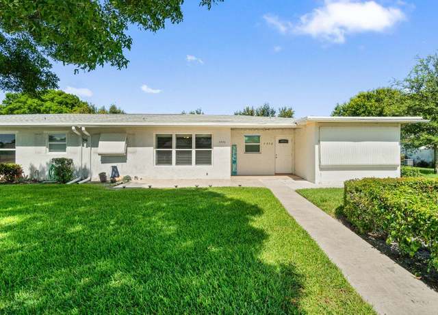 Property at 7376 W Oakridge Cir Unit C4320, Lake Worth, FL 33462, 1 bed, 1.5 baths