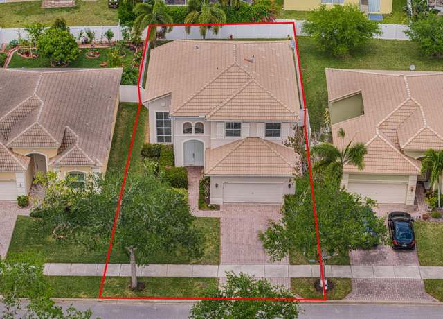 Property at 5852 Sunberry Cir, Fort Pierce, FL 34951, 5 beds, 3 baths