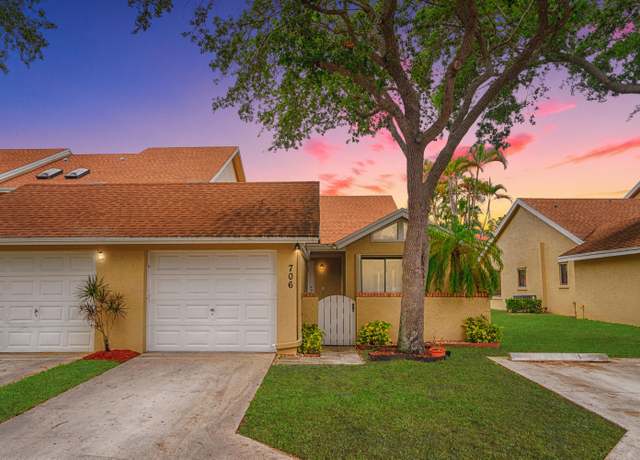 Property at 706 Maplewood Dr, Greenacres, FL 33415, 2 beds, 2 baths