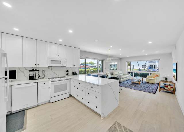 Property at 711 NE Harbour Ter #3010, Boca Raton, FL 33431, 1 bed, 1 bath