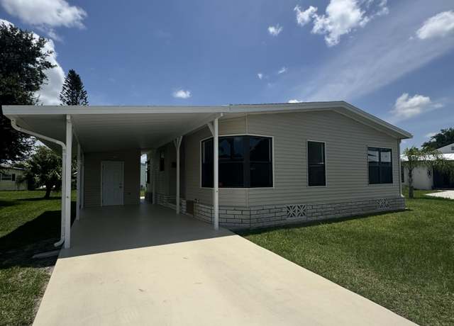 Property at 14461 Azucena Ct, Fort Pierce, FL 34951, 2 beds, 2 baths