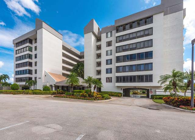 Property at 16032 Lomond Hills Trl #121, Delray Beach, FL 33446, 3 beds, 2 baths