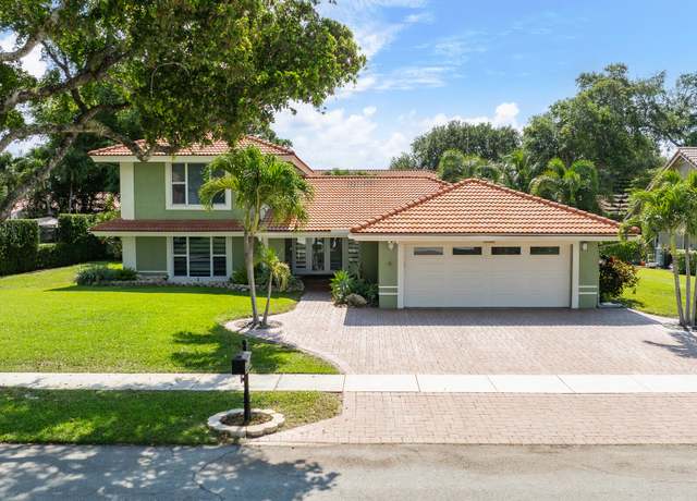 Property at 2850 NW 26th Ct, Boca Raton, FL 33434, 4 beds, 2.5 baths
