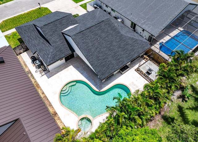 Property at 21641 Sutters Ln, Boca Raton, FL 33428, 3 beds, 2 baths