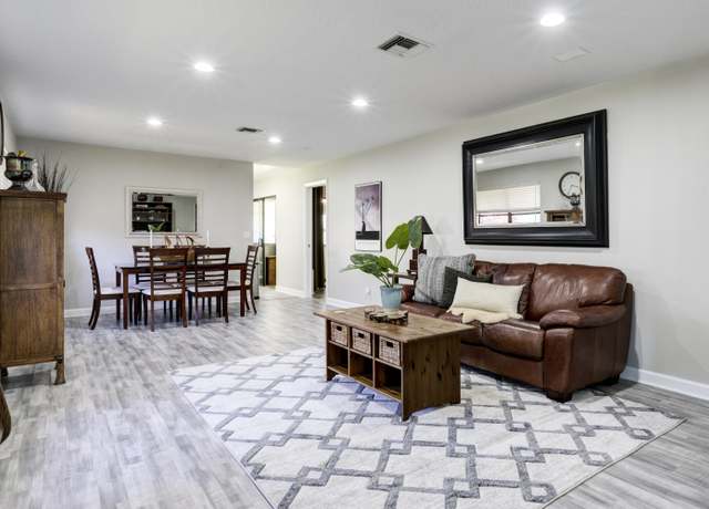 Property at 1731 Palmland Dr, Boynton Beach, FL 33436, 2 beds, 2 baths