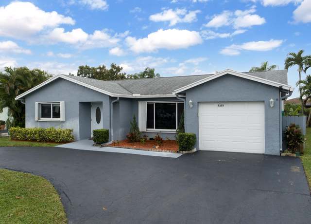 Property at 7355 Pine Forest Cir, Lake Worth, FL 33467, 3 beds, 2 baths