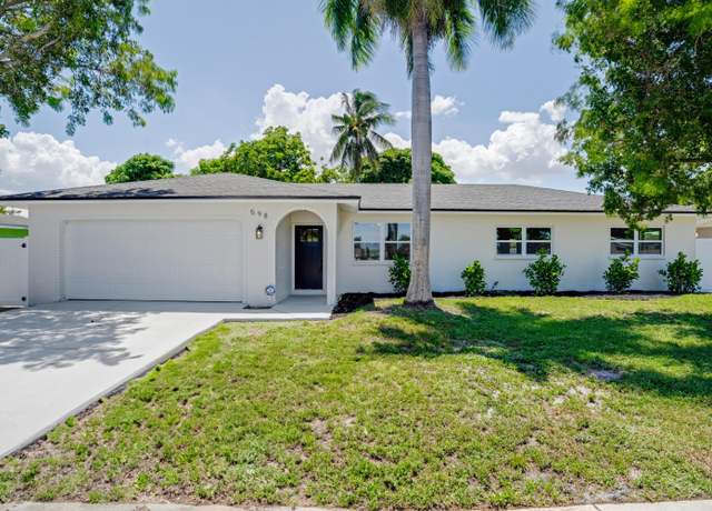 Property at 598 Coral Way, Delray Beach, FL 33445, 3 beds, 2 baths