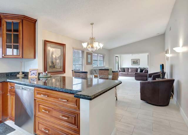 Property at 8081 Springtree Rd Unit C, Boca Raton, FL 33496, 2 beds, 2 baths