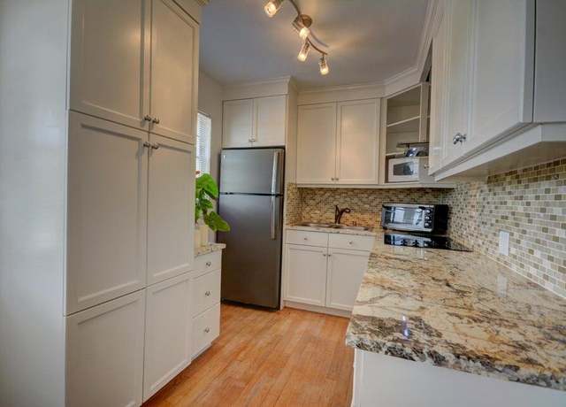 Property at 280 Preston G, Boca Raton, FL 33434, 2 beds, 1.5 baths