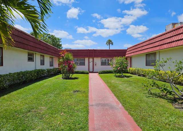 Property at 158 Waterford G, Delray Beach, FL 33446, 1 bed, 1.5 baths