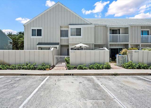 Property at 6359 Riverwalk Ln #6, Jupiter, FL 33458, 2 beds, 2.5 baths