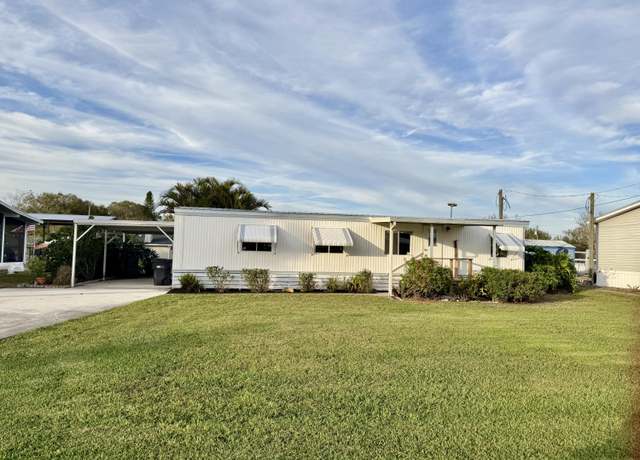 Property at 1913 SE 30th St, Okeechobee, FL 34974, 3 beds, 1 bath