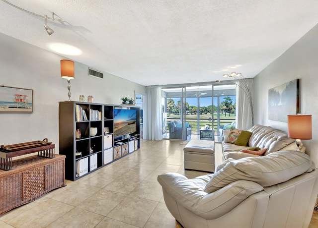 Property at 2651 S Course Dr #202, Pompano Beach, FL 33069, 2 beds, 2 baths