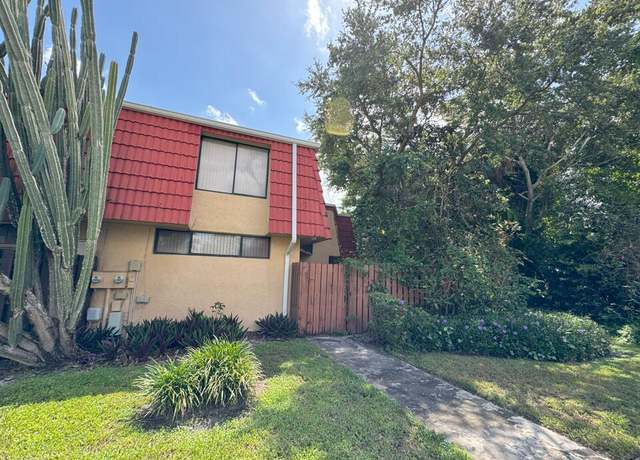 Property at 22970 Oxford Pl Unit D, Boca Raton, FL 33433, 2 beds, 2.5 baths