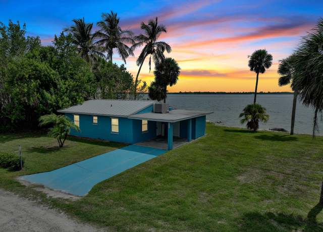 Property at 9200 44th Ave, Sebastian, FL 32958, 2 beds, 1 bath
