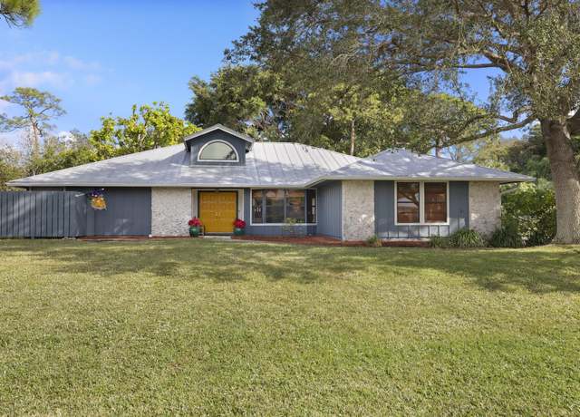 Property at 6399 Wood Lake Rd, Jupiter, FL 33458, 4 beds, 2.5 baths
