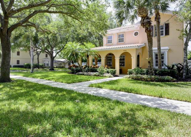Property at 4042 Community Dr, Jupiter, FL 33458, 5 beds, 4 baths