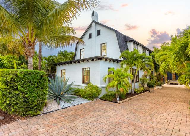 Property at 230 Princeton Dr, Lake Worth Beach, FL 33460, 4 beds, 2 baths