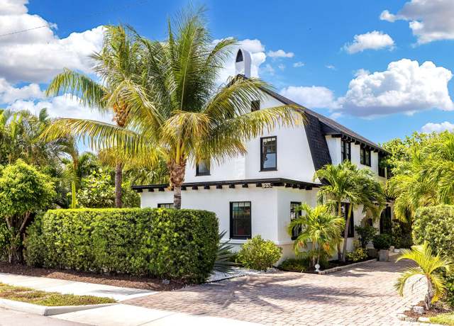 Property at 230 Princeton Dr, Lake Worth Beach, FL 33460, 4 beds, 2 baths