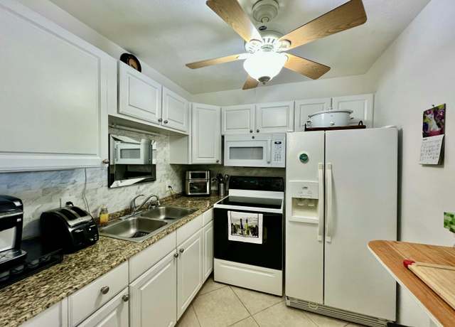 Property at 180 Tilford I, Deerfield Beach, FL 33442, 1 bed, 1.5 baths